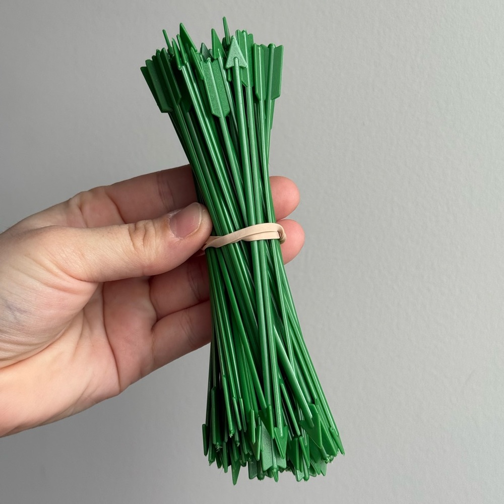 60 Valentine’s Cupid Bows Arrows Vintage Green Plastic Baking Craft Decor